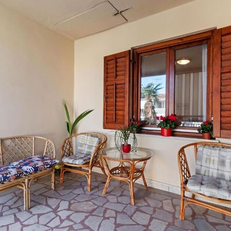 Apartamento Olivia Poreč Exterior foto